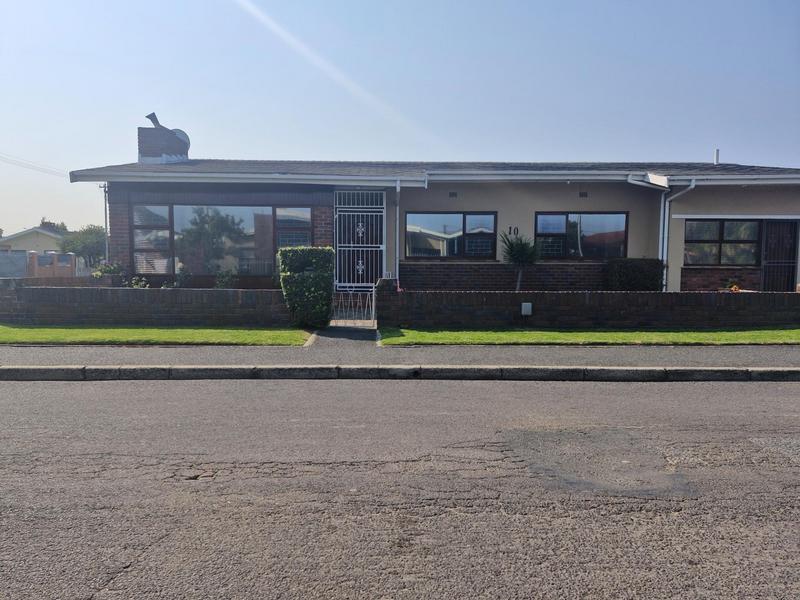 3 Bedroom Property for Sale in Parow Valley Western Cape